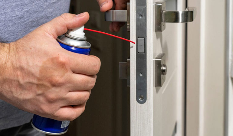 ajtozarak otthoni gondozasa